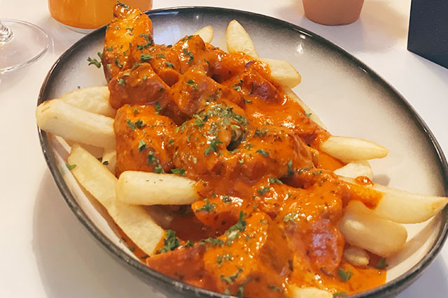 butter chicken on chips
